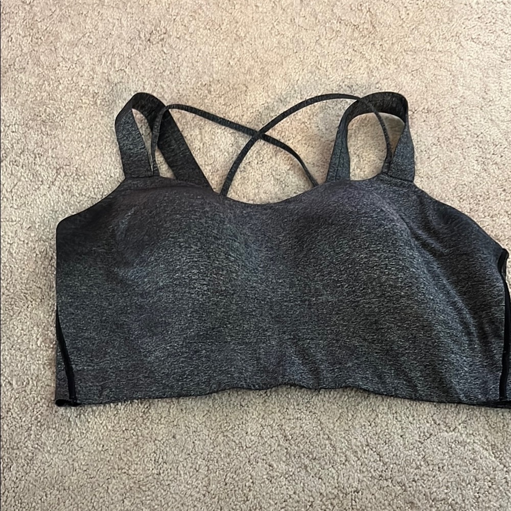 Lululemon like a cloud bra